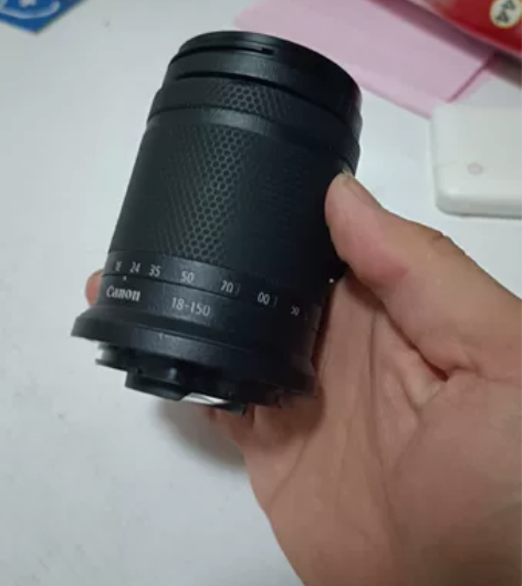 佳能RF18150买R7套装带的，基本没怎...