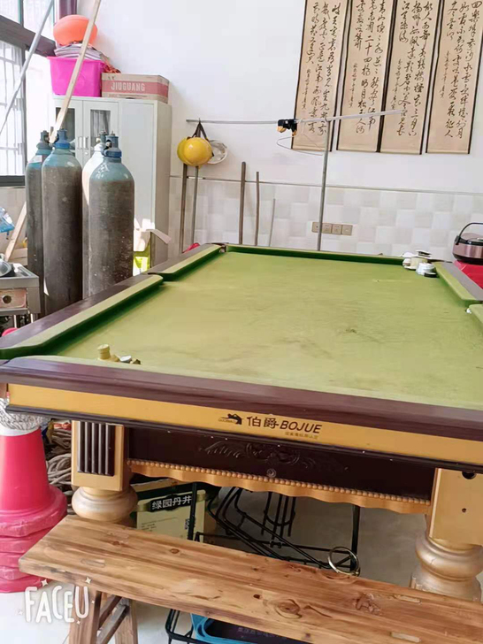 伯爵台球桌，一万多买来，现2000转，不包...