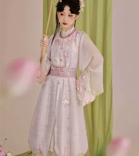 【收七月夕汉服明制 芙蕖 两件套】 ...