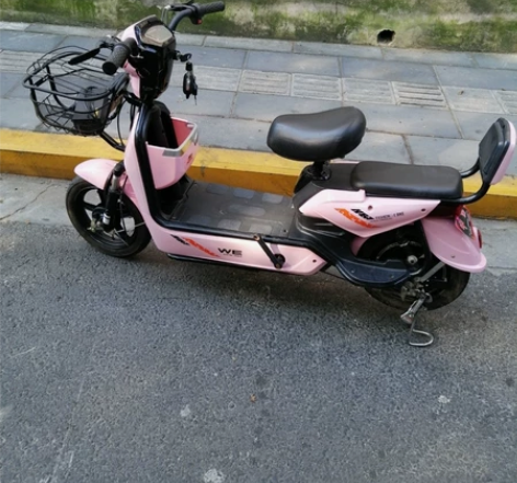 女士代步小型电动车轻便助力车,成色新满电能...