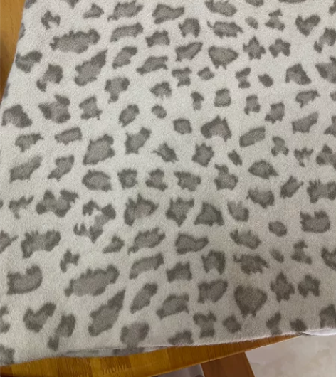 L码a字裙 超级显瘦 ,穿过一次 闲置了,...