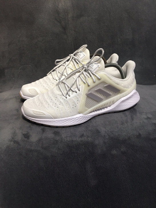 Adidas 休闲运动鞋男鞋正品42码二手...