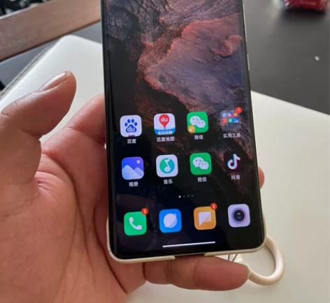 小米12pro，6月24日激活的，平时用苹...