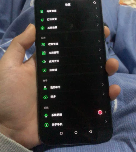 黑鲨游戏手机2 ，8256G 因为换手机了...