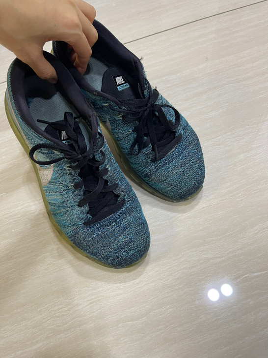 nike男士运动鞋 42码,原价1200元