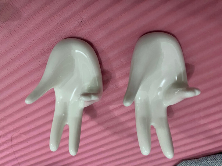 陶笛架？毛笔架？