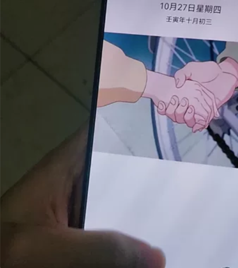 华为mate30 5G版,除了后壳有磨损及...