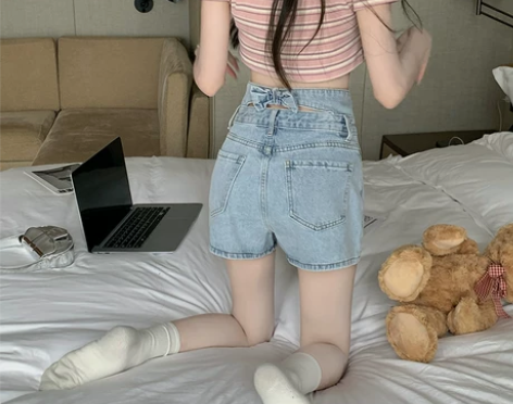 镂空后腰蝴蝶结牛仔短裤女夏季薄款高腰显瘦漏...