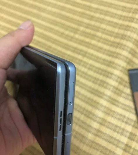 出自用全套vivo x fold 折叠屏手...