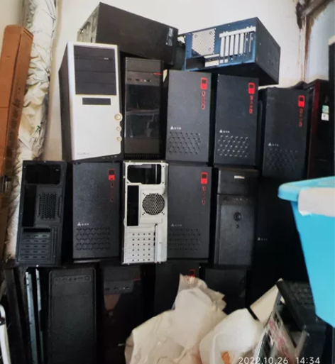 成都本地出点闲置空机箱,部分盖板齐全 便宜...