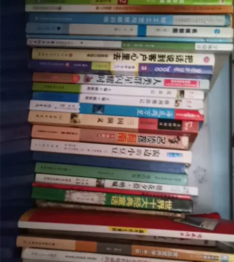 书5元一本，10本以上4元一本，全场29包...