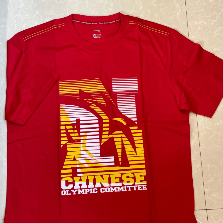 安踏全新带吊牌体恤,之前开实体店剩下的一点...