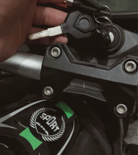19年买的电喷400cc，有牌有绿本，没怎...
