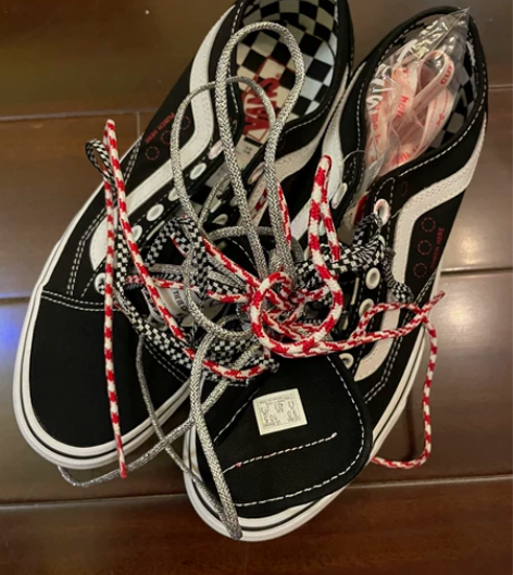 vans 男鞋 42码 全新保真无鞋盒，鞋...