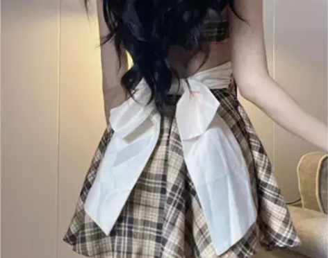 夏季法式高级感甜辣风小个子收腰显瘦设计感小...