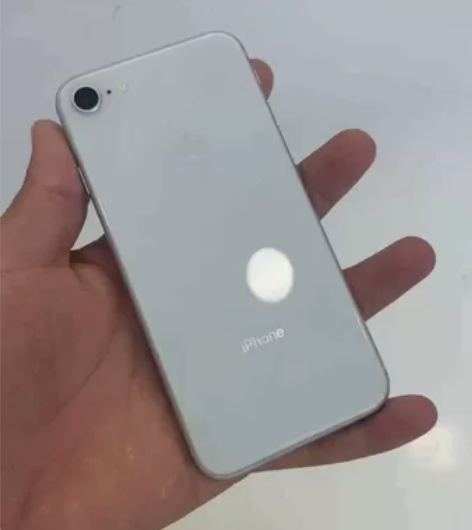 苹果8 64g备用机一台 感兴趣的话点“我...