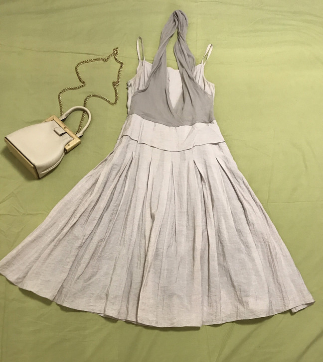 【包邮出闲置】超舒服设计感吊带素色棉麻连衣裙
