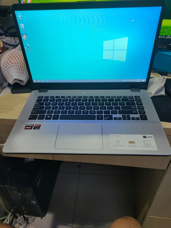 华硕k505b轻薄笔记本a9 4+128g...