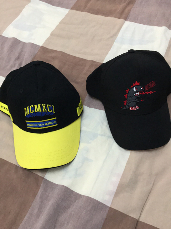 全新安踏儿童帽子，都是专柜正品，孩子都没带...