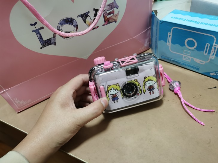 全新 十八岁相机可爱少女，售出不退不换