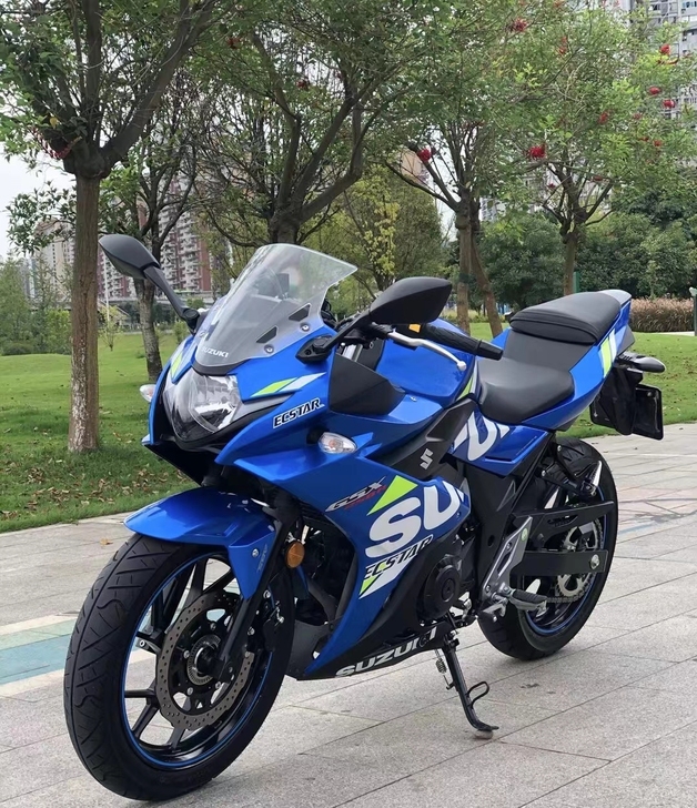 全新公路赛车二手摩托车精品车本田，铃木，雅...
