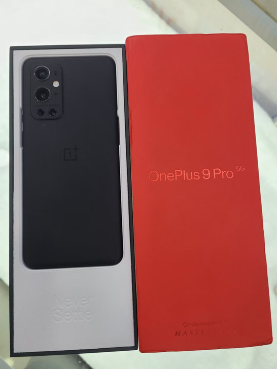 一加 9 Pro 99新全套在保