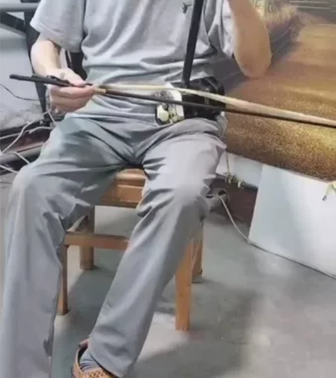 闲置全新二胡!原价458,现在标价出!带松...