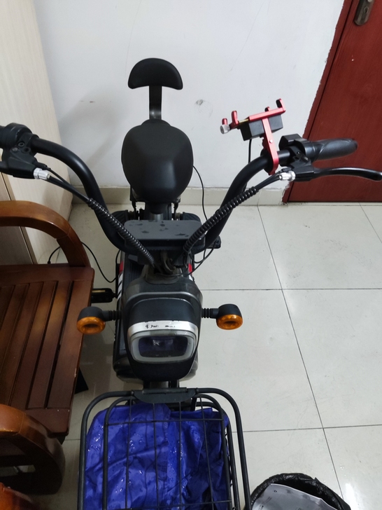 五羊电动车,1年多,3月电池在卖车的地方换...