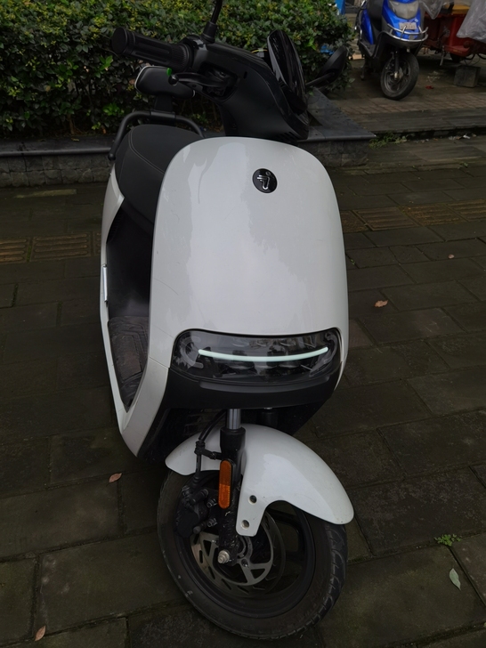 九号e100