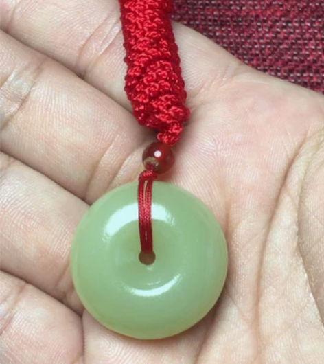 玉雕工作室不干了,这个和田玉赔钱出了,黄口...