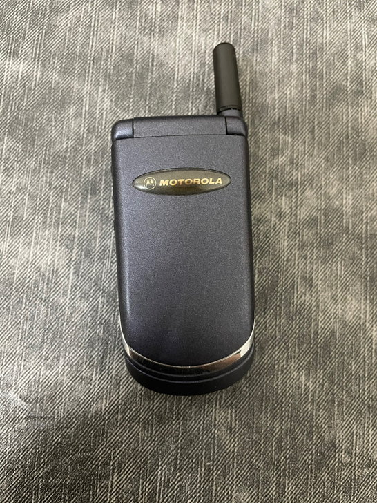 摩托罗拉V998++经典古董翻盖手机