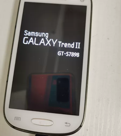 三星 Samsung GALAXY Tre...