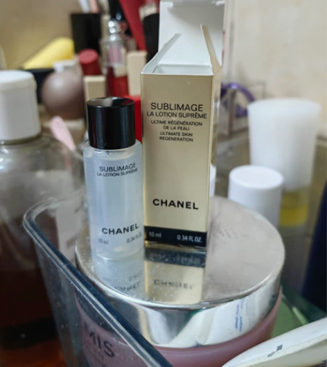 chanel香奈儿奢华精萃精华水化妆水10...