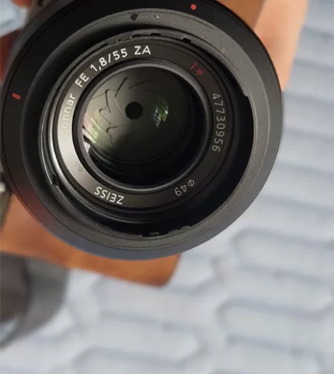 sony55 1.8za，自用镜头，箱子丢...