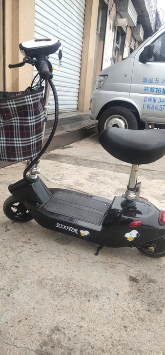 迷你小型电动车，刚买十几天，有喜欢的点我想要