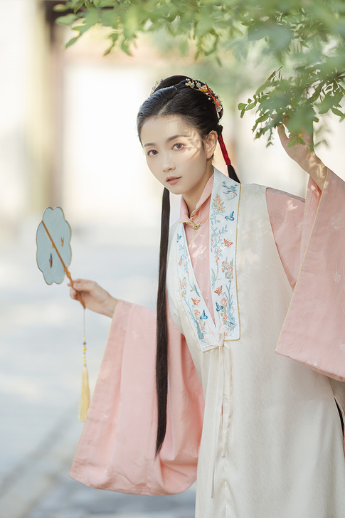 兰若庭 汉服 长比甲 双层 暗纹 绣花 明...