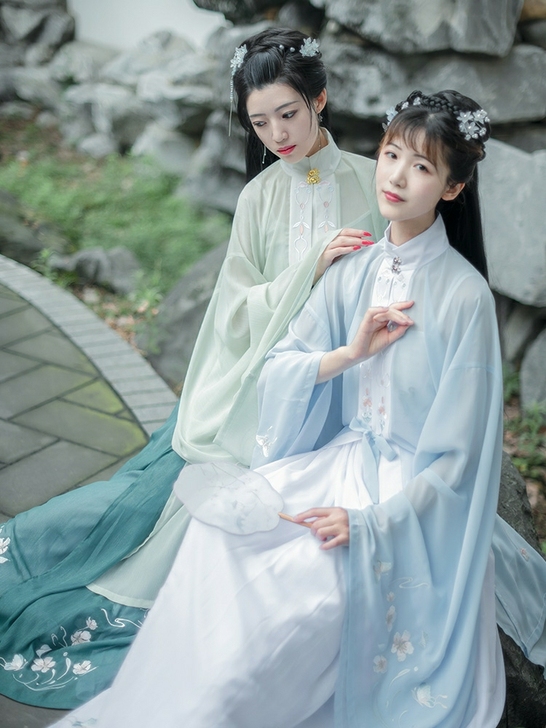 如梦霓裳秋季汉服女对襟立领纱衫襦裙[花间蕊...