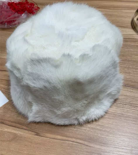 全新兔毛雷锋帽白色真皮帽子，圆帽没护耳 帽...