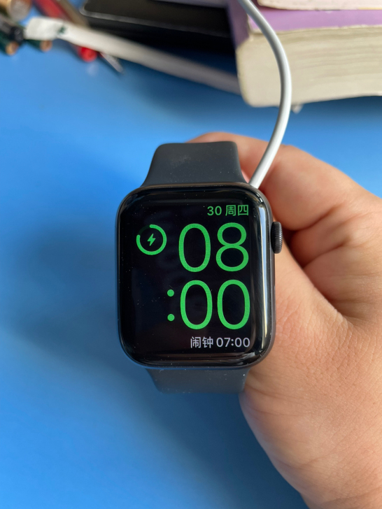 Apple Watch Series 5 ...