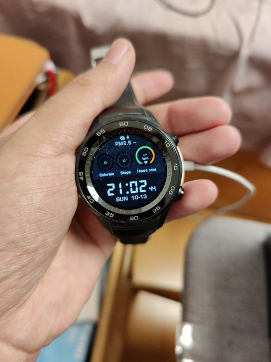 华为watch 2箱说全，顺丰到付签收检查...
