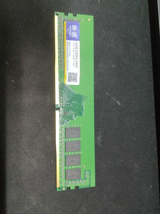 4G2400 内存能点亮  开机蓝屏