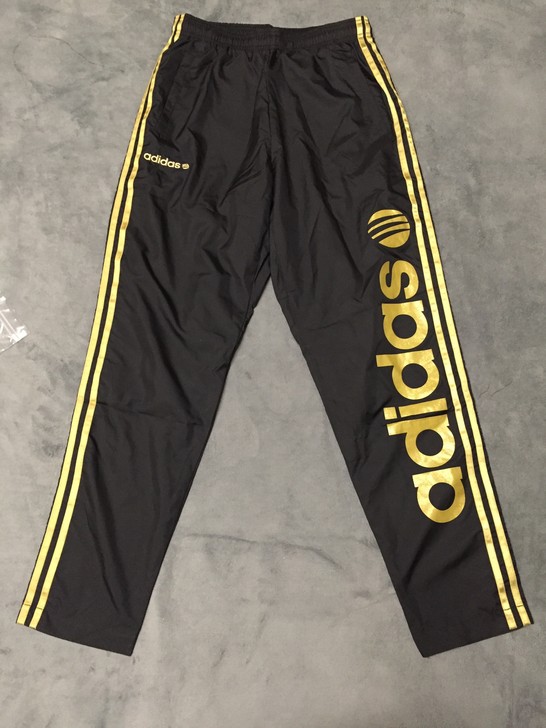 ADIDAS,生活休闲裤,全新带吊牌,欧码...