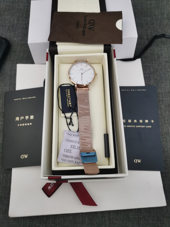 Dw手表【可专柜验货】dw手表男女皮带钢带...