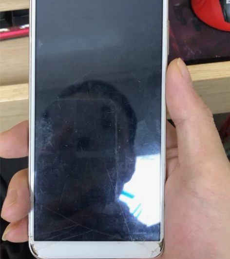 华为畅享7s,主板是好的,功能全好,就外屏...