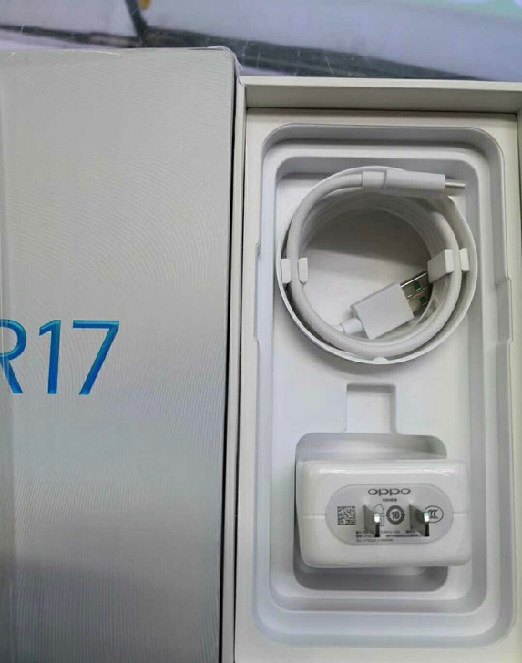 个人闲置 R17闪充数据线充电器充电头Re...