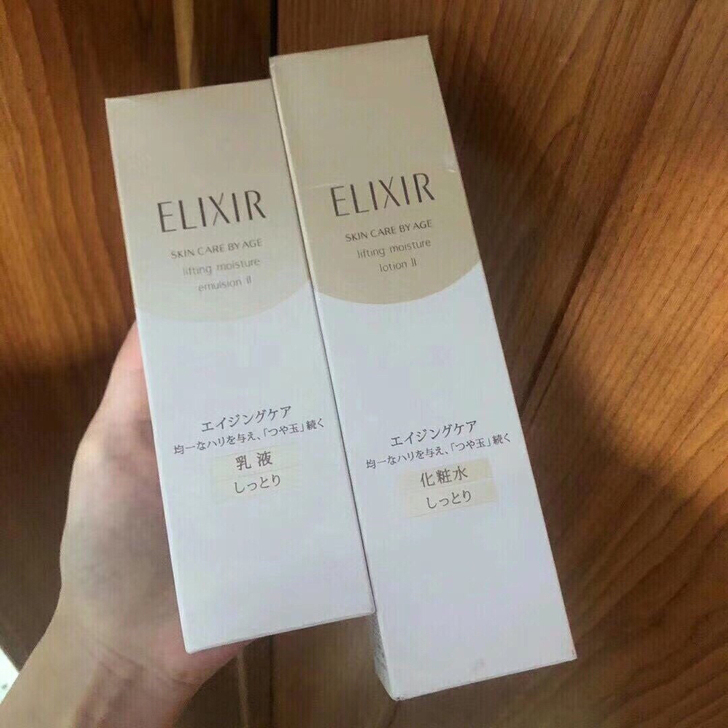 漂亮的脸蛋是不断竖持护肤出来的