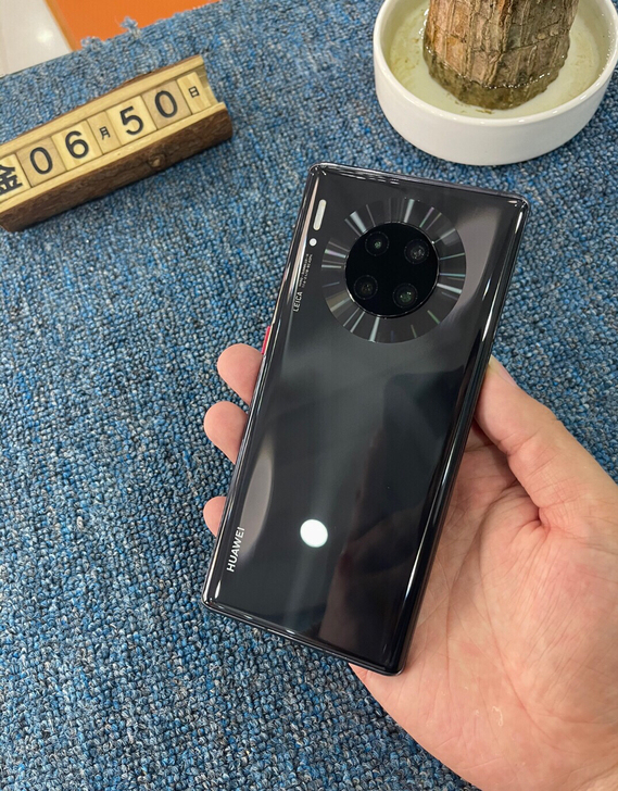 华为MATE30Pro 5G版本 双卡