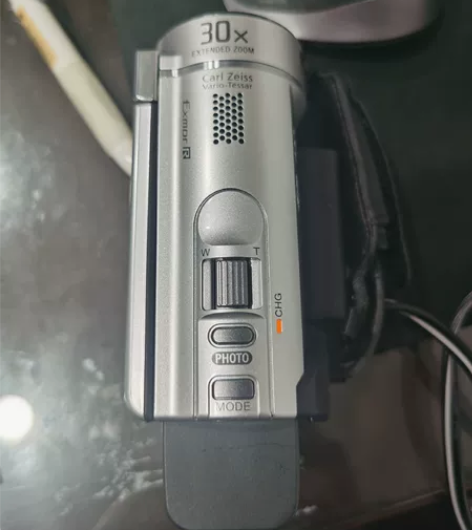 索尼sonycx210e，2012年买，没...