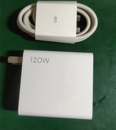 黑鲨120w快充套装 旧件 黑鲨原装充电器...