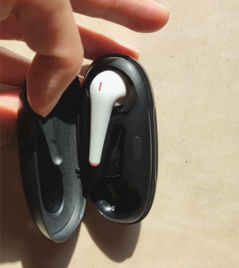 万魔Comfortbud pro有一只耳机...